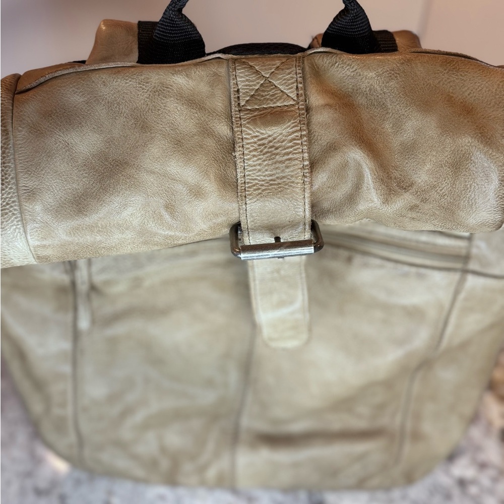 Hide & Stitches Genuine Leather Backpack